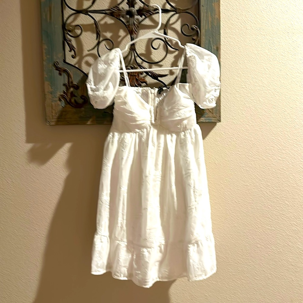 Lulus white off should mini dress XS NWT